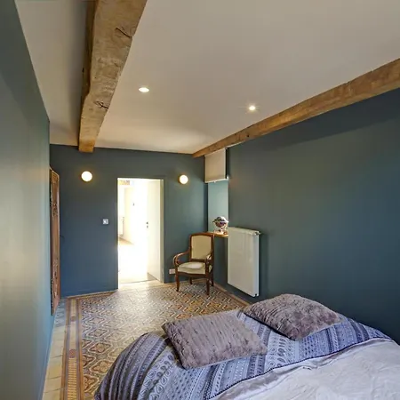 Nyaraló Maison Mitoyenne Spacieuse Avec Jardin, Terrasse Et Internet - Fr-1-496-312 *
