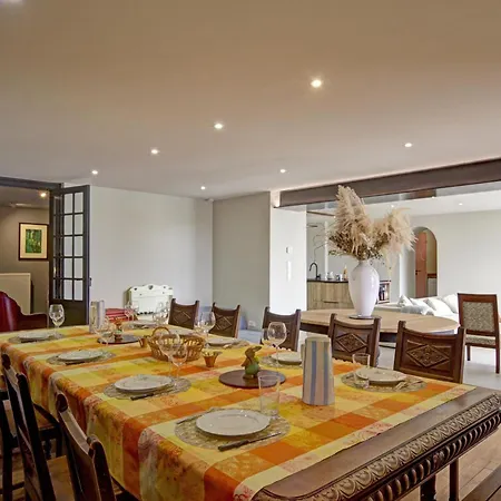 Maison Mitoyenne Spacieuse Avec Jardin, Terrasse Et Internet - Fr-1-496-312 Saint-Symphorien-de-Lay