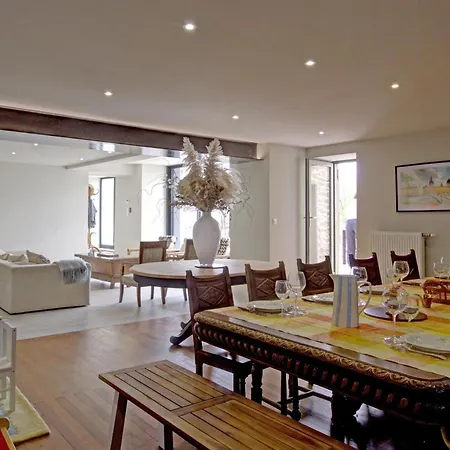 Maison Mitoyenne Spacieuse Avec Jardin, Terrasse Et Internet - Fr-1-496-312 Сasa de vacaciones